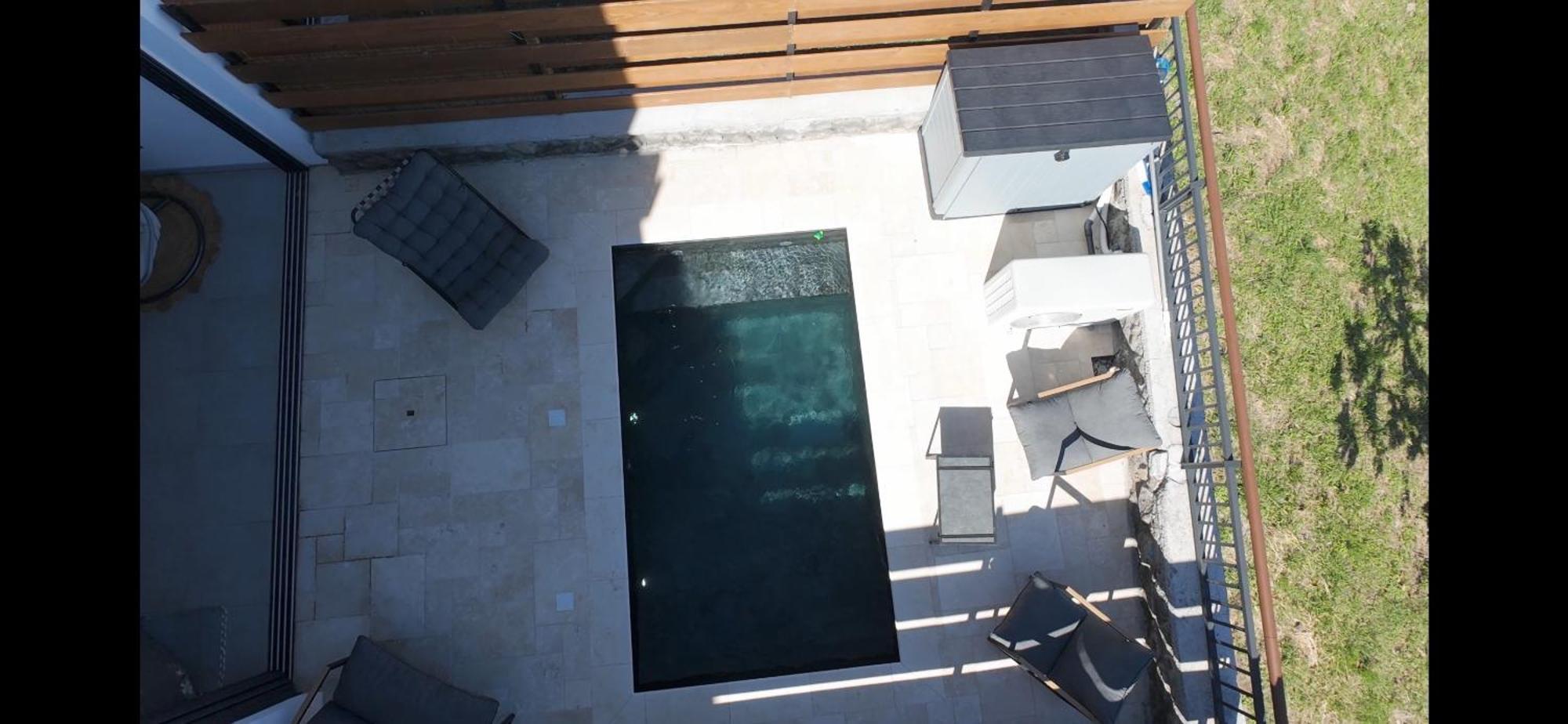 Le Reve Bleu Grand Anse Apartment Petite Île Екстериор снимка